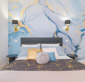 The blue Iris